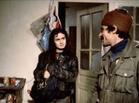 Без крыши, вне закона (1985)